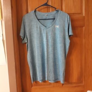 XL Under armour shirt